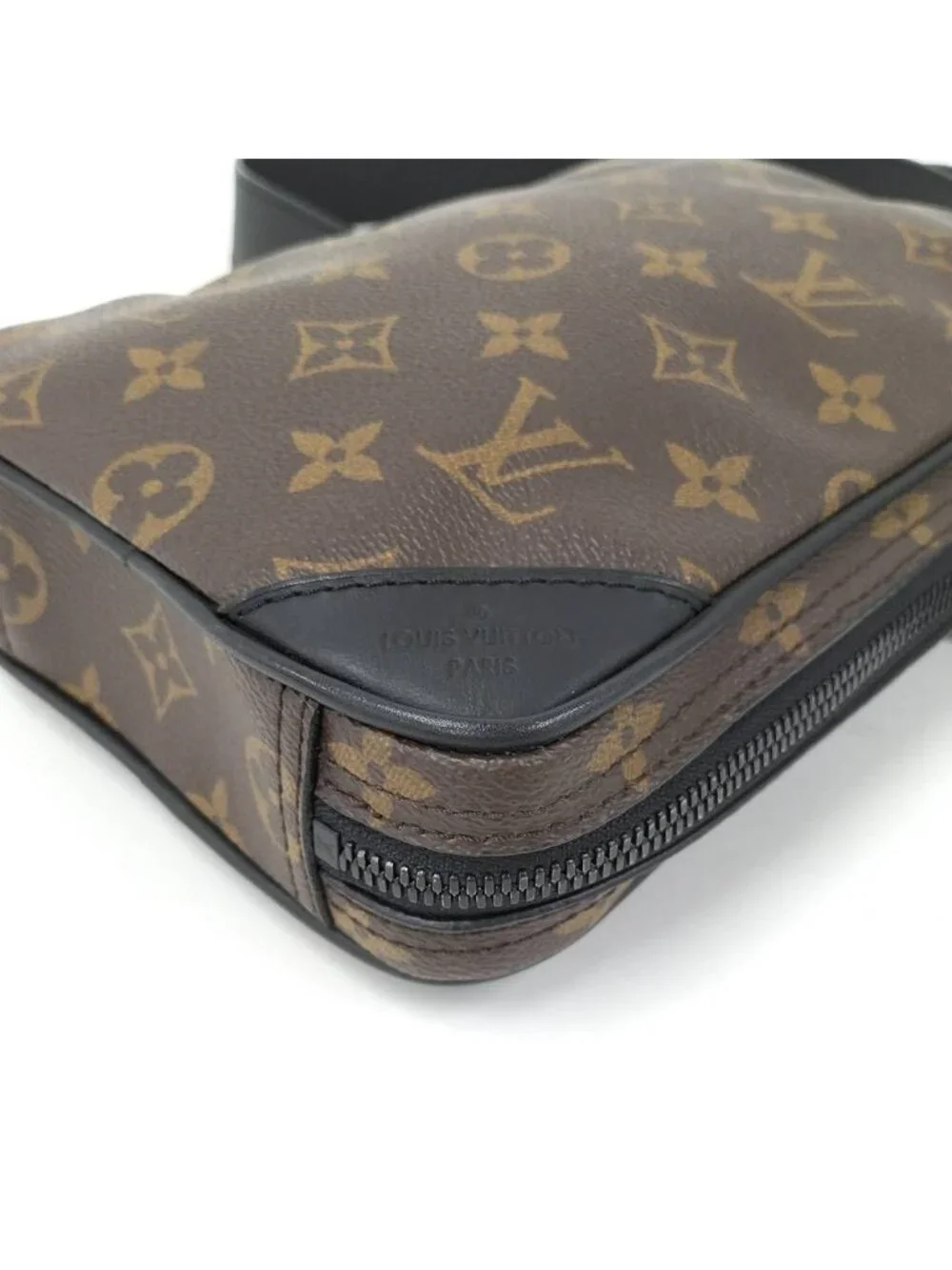 Louis Vuitton Monogram Solar Ray Utility Side Bag